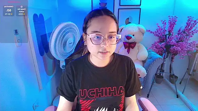 Snapshot of Shady_bug chatting on June 1, 7:04 pm Shady bug online show from June 1, 7:04 pm
