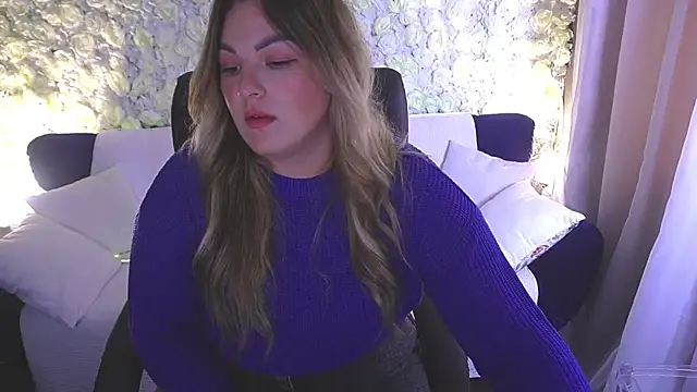 Snapshot of AlissyaGrayy chatting on May 18, 5:46 am AlissyaGrayy online show from May 18, 5:46 am