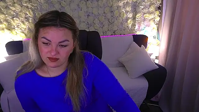 Snapshot of AlissyaGrayy chatting on June 25, 5:45 am AlissyaGrayy online show from June 25, 5:45 am