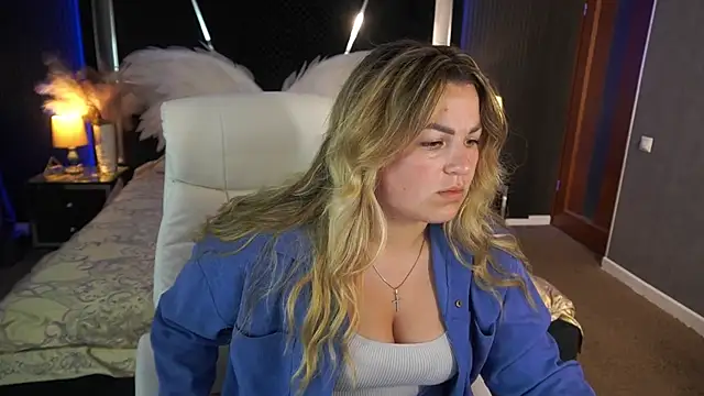 Snapshot of AlissyaGrayy chatting on July 22, 7:27 pm AlissyaGrayy online show from July 22, 7:27 pm