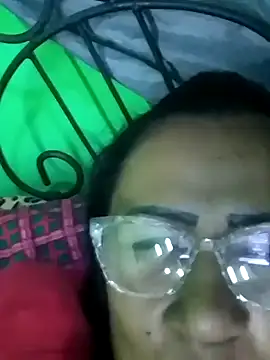 juliataylorhot online show from April 15, 4:30 am