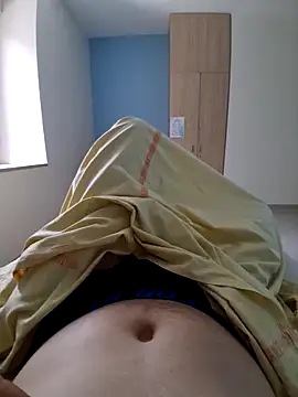 Snapshot of Eluan697 chatting on August 2, 12:03 pm Eluan697 online show from August 2, 12:03 pm