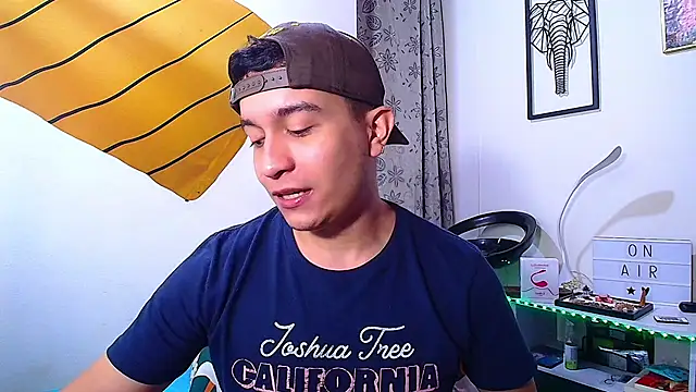 Max Parkerr online show from March 22, 3:26 pm