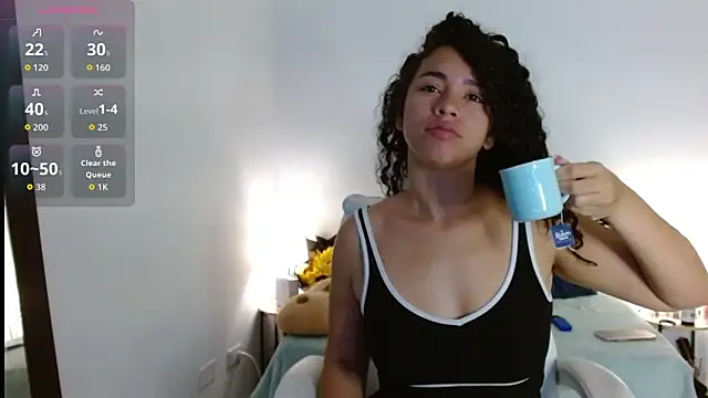 Luciianita lov199 online show from May 6, 8:52 am