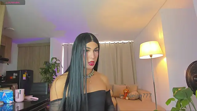 Snapshot of Aleja_evangeline chatting on July 1, 7:46 pm Aleja evangeline online show from July 1, 7:46 pm