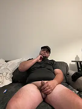 Snapshot of Ryan06617 chatting on June 18, 8:24 pm Ryan06617 online show from June 18, 8:24 pm