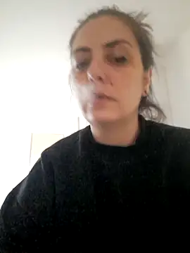 Snapshot of Arya_Malone chatting on May 17, 2:35 pm Arya Malone online show from May 17, 2:35 pm