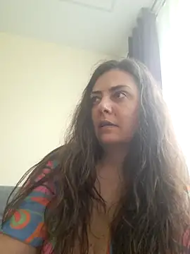 Snapshot of Arya_Malone chatting on May 22, 11:27 am Arya Malone online show from May 22, 11:27 am