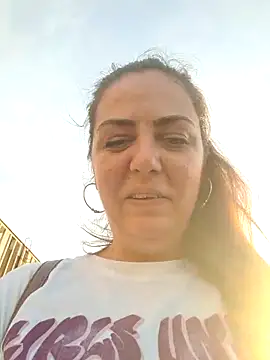 Snapshot of Arya_Malone chatting on June 7, 4:55 pm Arya Malone online show from June 7, 4:55 pm