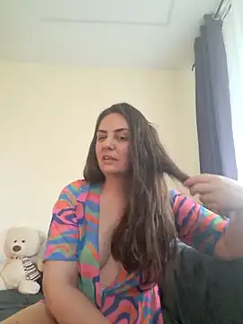 Snapshot of Arya_Malone chatting on June 9, 7:20 am Arya Malone online show from June 9, 7:20 am
