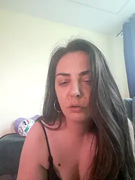 Snapshot of Arya_Malone chatting on June 18, 11:25 am Arya Malone online show from June 18, 11:25 am