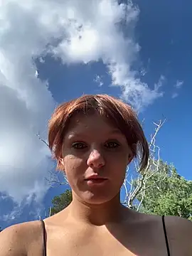 Snapshot of NinaParri chatting on July 14, 10:21 am NinaParri online show from July 14, 10:21 am