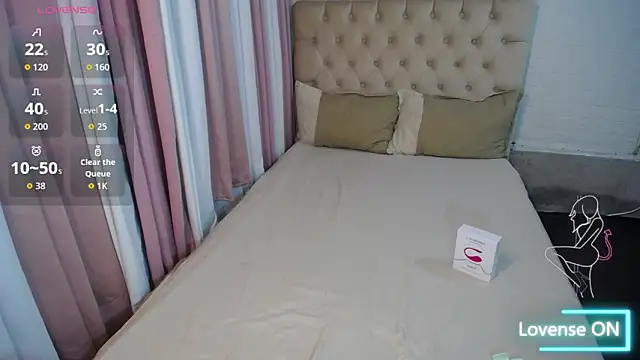 Snapshot of fuckmylollipop chatting on June 23, 12:30 am fuckmylollipop online show from June 23, 12:30 am