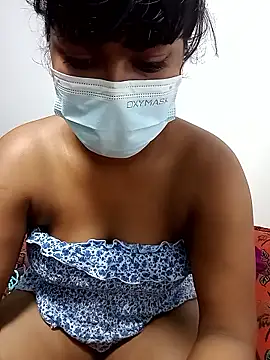honeyi babe online show from June 17, 7:48 pm
