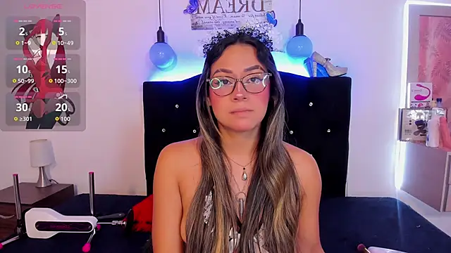 Sia messy online show from April 29, 2:43 pm