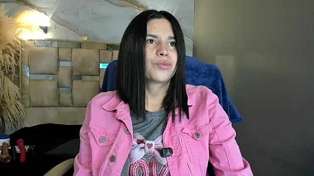 Snapshot of Cata_black chatting on May 22, 11:49 am Cata black online show from May 22, 11:49 am