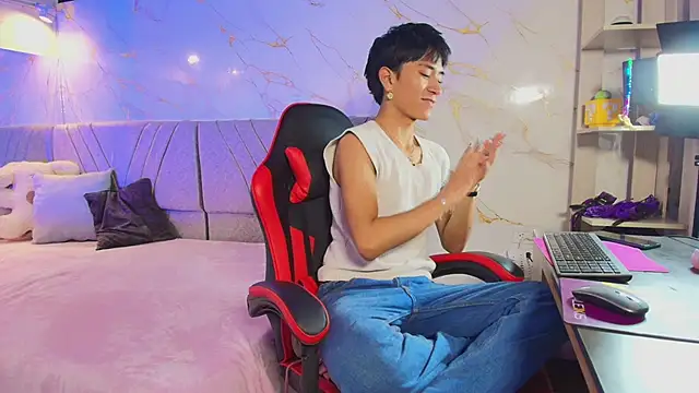 cococumps online show from May 8, 1:27 pm