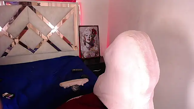 sweetbloomcs online show from July 29, 9:24 pm