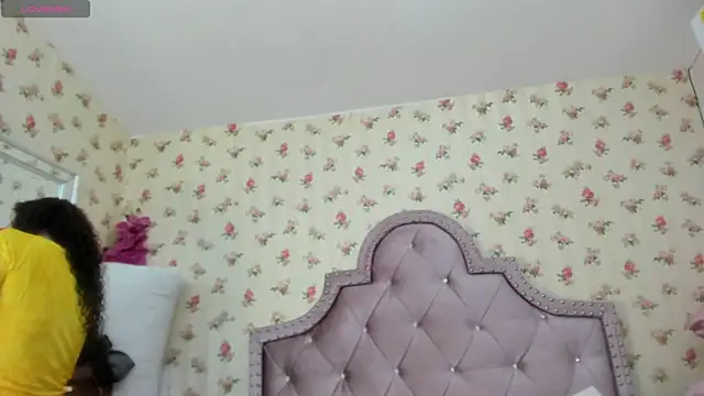 crystal watson0 online show from June 17, 2:07 pm