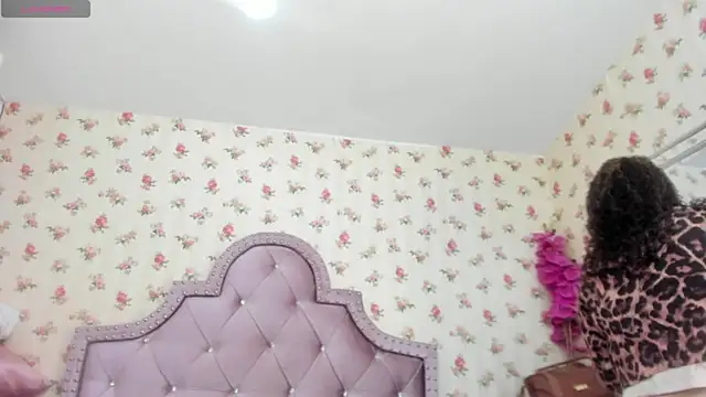 crystal watson0 online show from July 30, 1:43 pm
