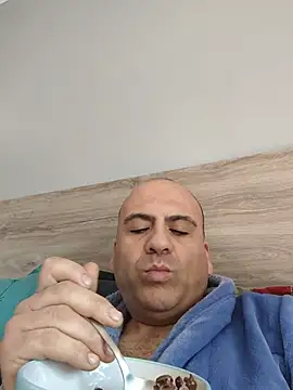 Snapshot of Guapo007sexy chatting on June 27, 4:01 pm Guapo007sexy online show from June 27, 4:01 pm