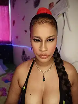 KAYLA 48  online show from August 8, 8:33 pm