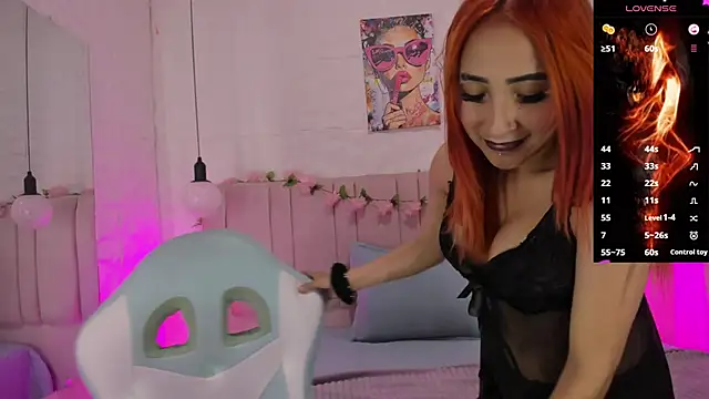 Snapshot of cami_walterr chatting on March 19, 10:36 pm cami walterr online show from March 19, 10:36 pm