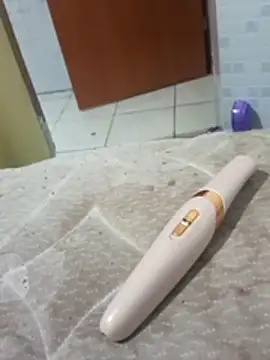    -larissa online show from March 18, 9:51 pm