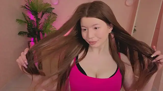 Snapshot of Sophia_Everly chatting on May 12, 9:50 am Sophia Everly online show from May 12, 9:50 am