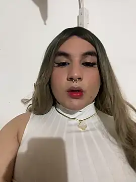 Snapshot of Cherry_boom7 chatting on June 5, 6:42 am Cherry boom7 online show from June 5, 6:42 am