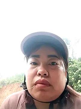 Snapshot of -Tiduta- chatting on April 9, 11:21 pm -Tiduta- online show from April 9, 11:21 pm