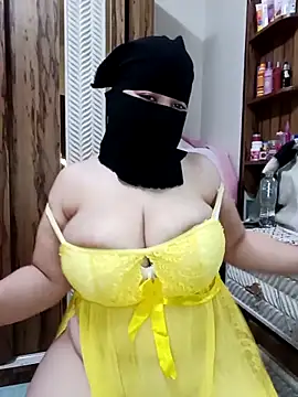 Snapshot of queen_lily chatting on May 31, 4:36 pm queen lily online show from May 31, 4:36 pm