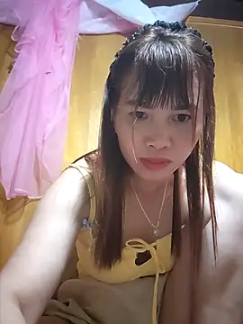 Reeoo-93 online show from June 18, 9:52 pm