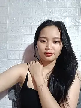 Akile80 online show from May 15, 2:46 pm