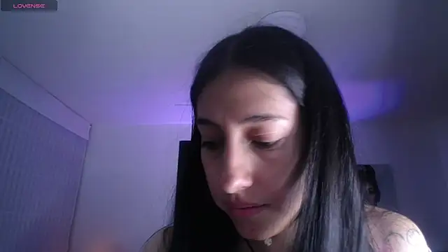 Snapshot of Melannyy_V chatting on May 15, 12:56 pm Melannyy V online show from May 15, 12:56 pm
