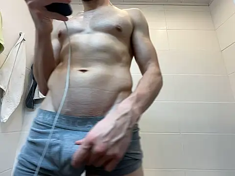musclex777 online show from April 5, 7:44 pm