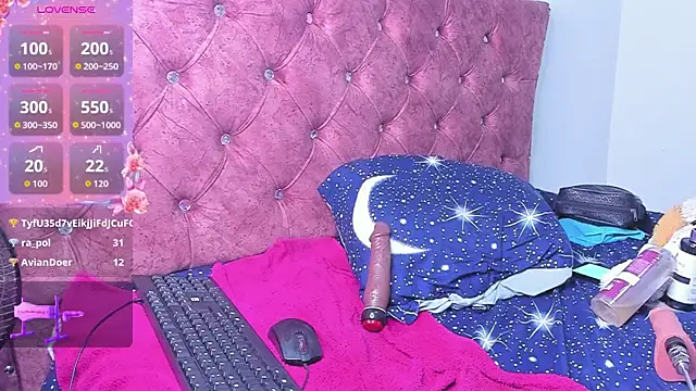 Snapshot of liana_hot_ chatting on May 31, 6:09 pm liana hot online show from May 31, 6:09 pm