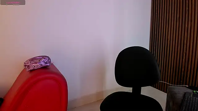 CandyGlow  online show from May 2, 6:57 pm
