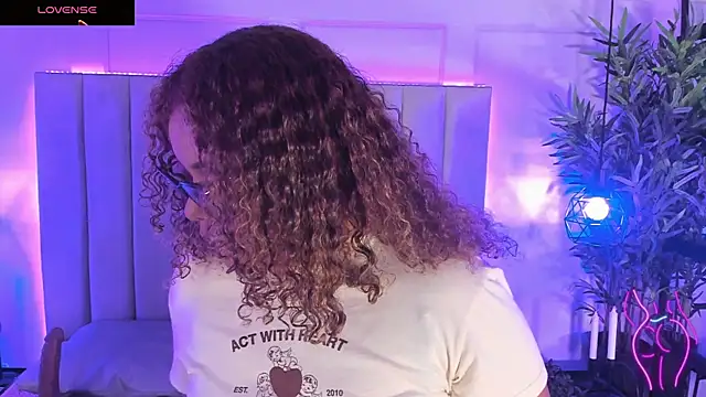DakotaHarrison online show from May 8, 12:21 pm