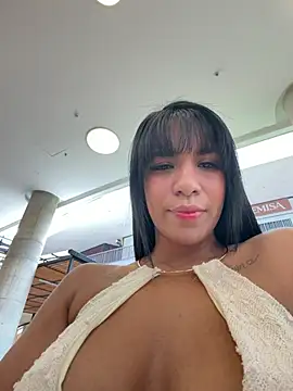 Snapshot of MonserratJons01 chatting on May 31, 3:08 pm MonserratJons01 online show from May 31, 3:08 pm