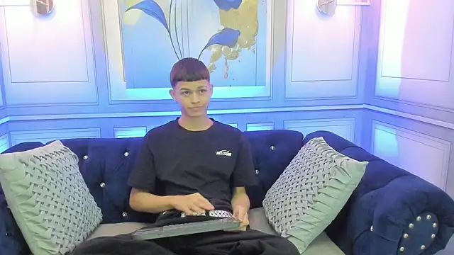 Apolo jonnes online show from March 25, 2:28 am