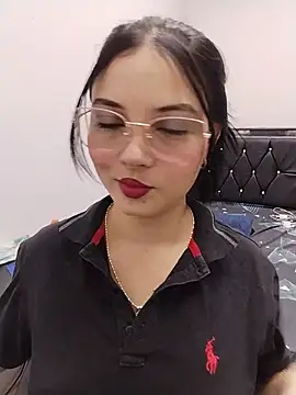Snapshot of veleria_allurin chatting on July 10, 1:54 am veleria allurin online show from July 10, 1:54 am
