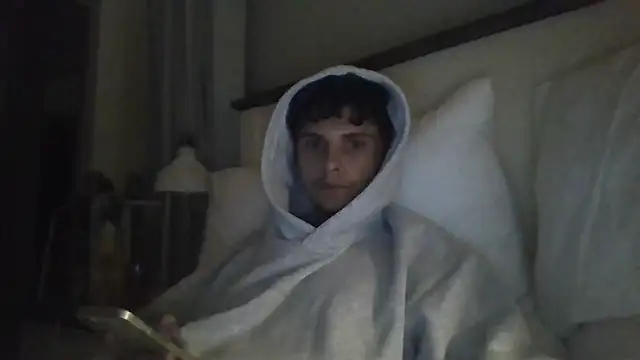 Snapshot of surfboy07 chatting on March 20, 12:43 pm surfboy07 online show from March 20, 12:43 pm