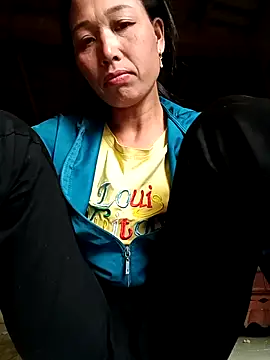 Snapshot of Meo-concute chatting on April 15, 3:35 am Meo-concute online show from April 15, 3:35 am