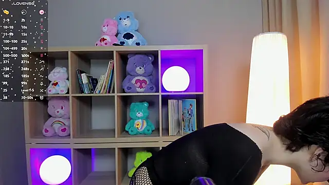  EmilyRouge  online show from June 5, 11:54 pm