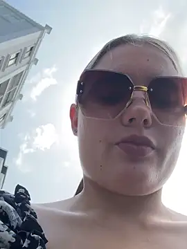 Snapshot of Mrs_Lust chatting on March 23, 3:54 am Mrs Lust online show from March 23, 3:54 am