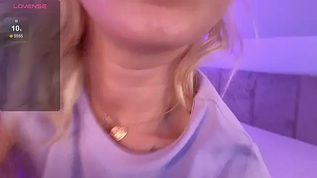 BluEyesKate online show from July 16, 1:06 pm