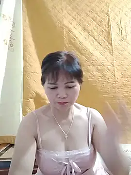 Snapshot of art_po19 chatting on May 25, 10:49 pm art po19 online show from May 25, 10:49 pm