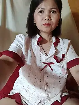 Snapshot of art_po19 chatting on July 18, 10:24 pm art po19 online show from July 18, 10:24 pm
