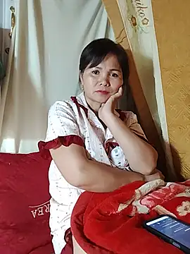Snapshot of art_po19 chatting on July 21, 10:56 pm art po19 online show from July 21, 10:56 pm